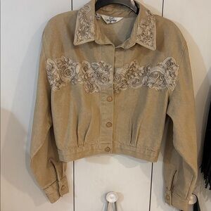 Vintage OPAL BY LORRAINE WARDY cropped studded beige jean jacket, M